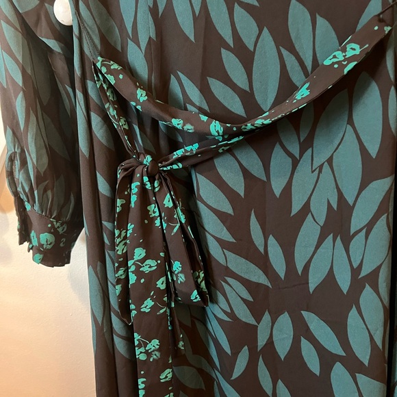 CAbi Autum Dress size Large includes slipdress - Picture 9 of 13